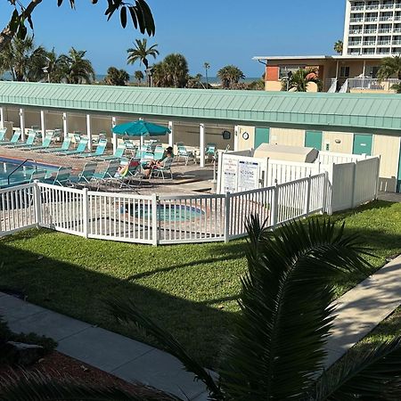 סיינט פיט ביץ' Treasure Island Beach Club 727-360-7096 מראה חיצוני תמונה