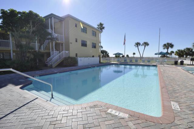 סיינט פיט ביץ' Treasure Island Beach Club 727-360-7096 מראה חיצוני תמונה
