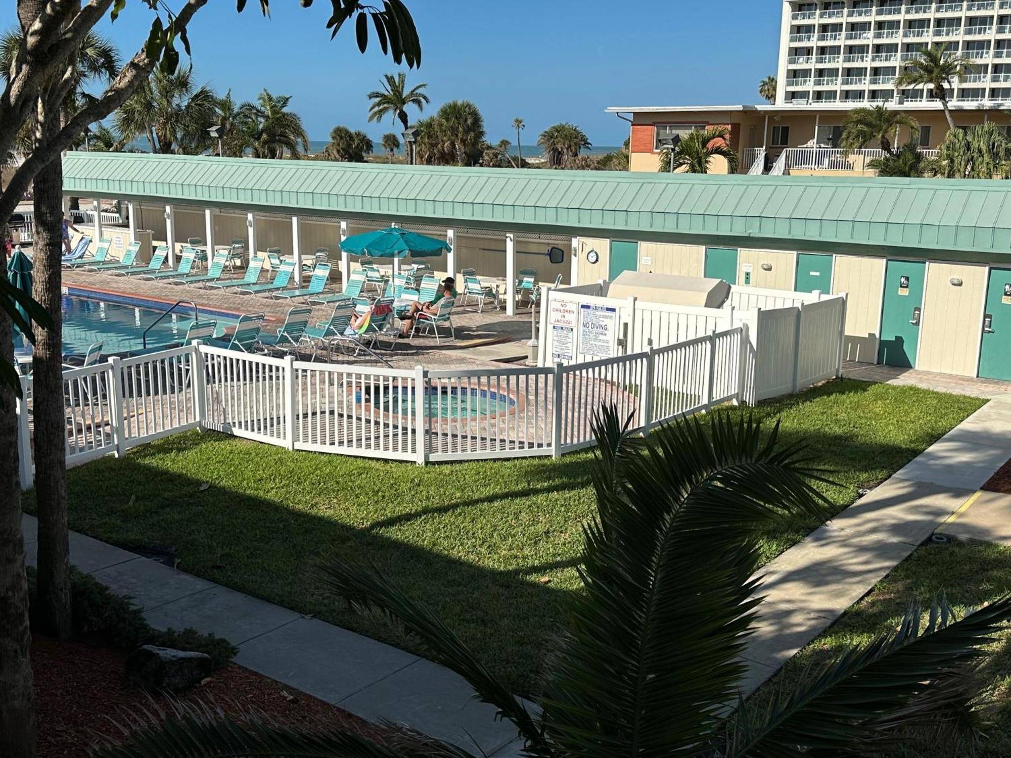 סיינט פיט ביץ' Treasure Island Beach Club 727-360-7096 מראה חיצוני תמונה